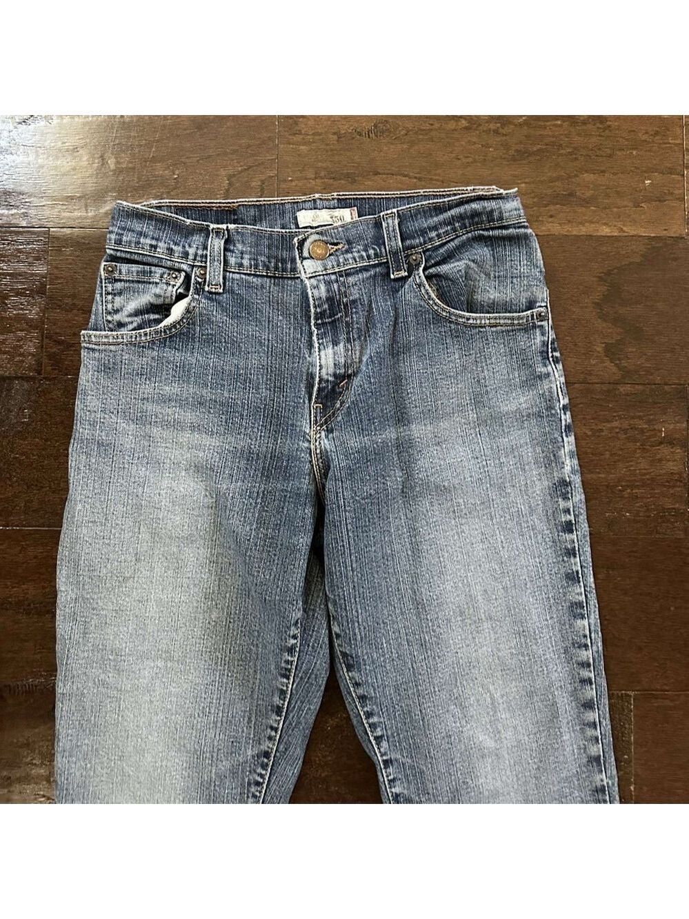 LEVIS-Vintage 550 bootcut jeans, size 6-EUC - Picture 2 of 14